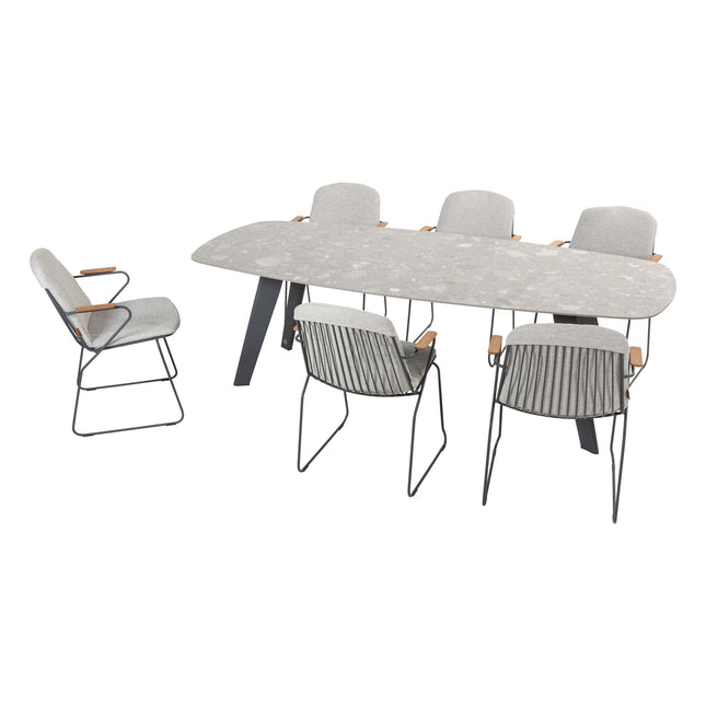 4 Seasons Outdoor Veneto dining antraciet + Montana tafel barrel keramiek terrazzo 240 x 103 cm