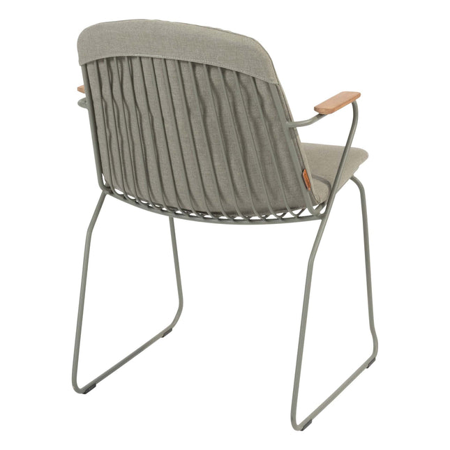 4 Seasons Outdoor Veneto dining olive + Montana tafel barrel teak onderstel met keramiek terrazzo 240 cm