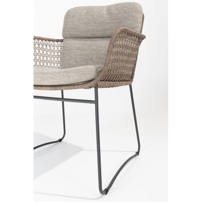 4 Seasons Outdoor Aprilla dining pure (4 st.) + Taste 4SO Prado teak tafel Ø 130 cm