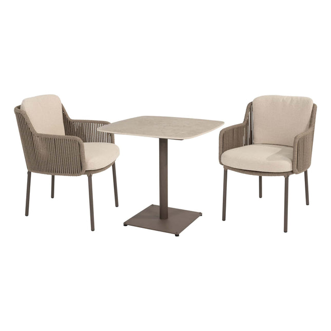 4 Seasons Outdoor Bernini dining stoel terre + Vermont eettafel met keramisch tafelblad terre 75 x 75 cm