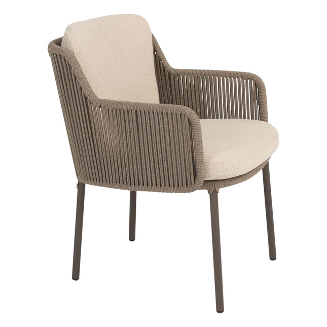 4 Seasons Outdoor Bernini dining stoel + Taste 4SO Corsica tafel kiezel-vorm teak 240 cm