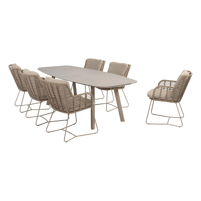 4 Seasons Outdoor Fabrice dining stoel latte + Taste 4SO Manolo tafel latte met geprint keramiek tafelblad 240 cm