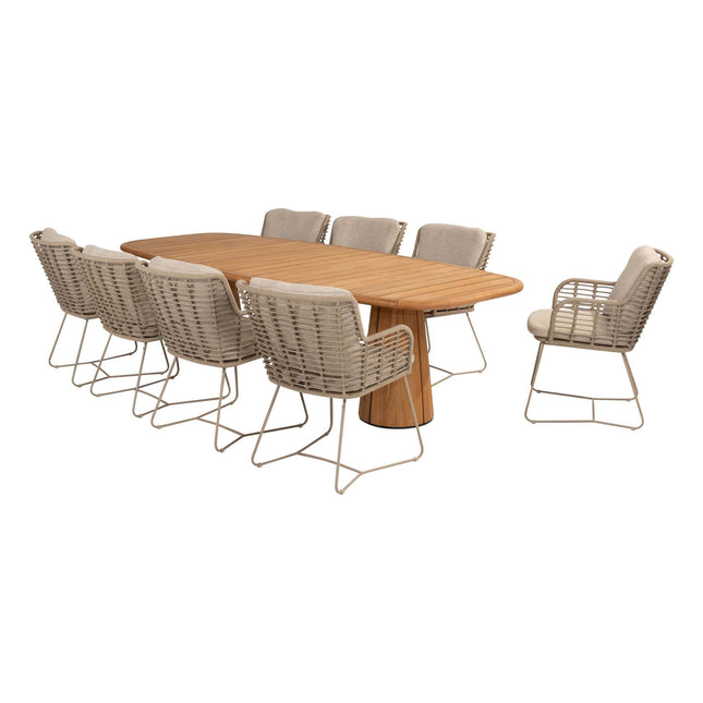 4 Seasons Outdoor Fabrice dining stoel latte + Taste 4SO Capri tafel barrel-vorm teak 280 cm