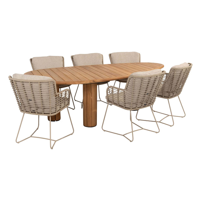 4 Seasons Outdoor Fabrice dining stoel latte + Taste 4SO Corsica tafel kiezel-vorm teak 240 cm