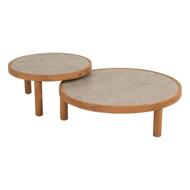 4 Seasons Outdoor Marie chaise lounge bank + center + loungestoel + Finn salontafels keramiek