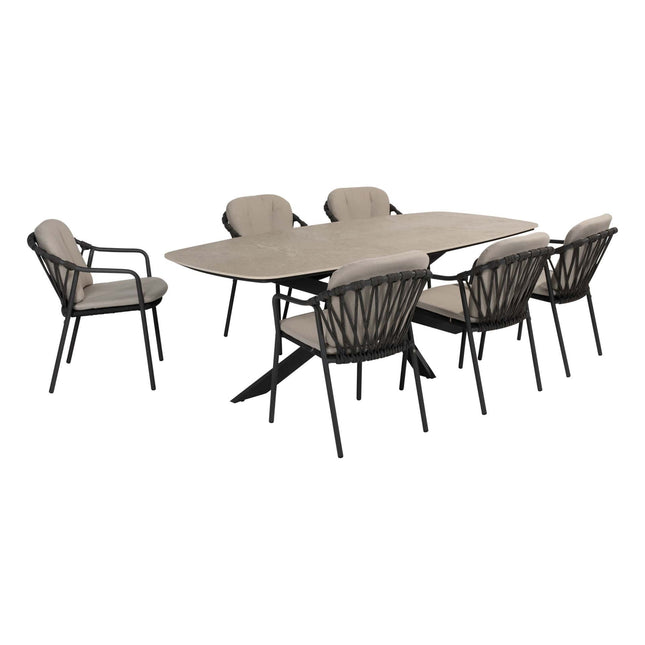 Taste 4SO Manitoba stapelbare dining stoel antraciet + Prado tafel met keramisch tafelblad barrel antraciet 240 cm