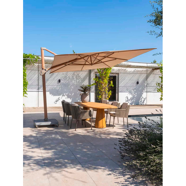 4 Seasons Outdoor Bernini dining stoel + Taste 4SO Capri tafel barrel-vorm teak 240 cm