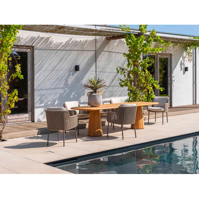 4 Seasons Outdoor Bernini dining stoel + Taste 4SO Capri tafel barrel-vorm teak 280 cm