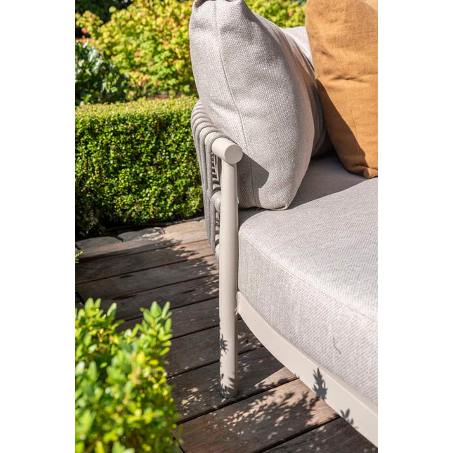 Taste 4SO Catalana loungeset + loungestoel + Demi tafels