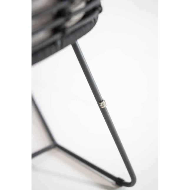 4 Seasons Outdoor Fabrice dining antraciet + Goa tafel HPL slate antraciet 95×95 cm