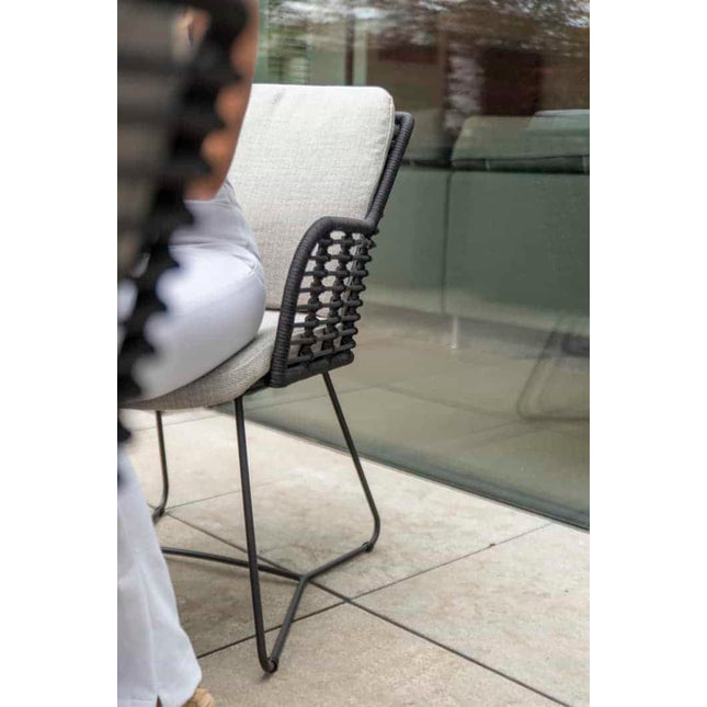 4 Seasons Outdoor Fabrice dining antraciet + Minerva tafel met HPL blad wood look 220 cm