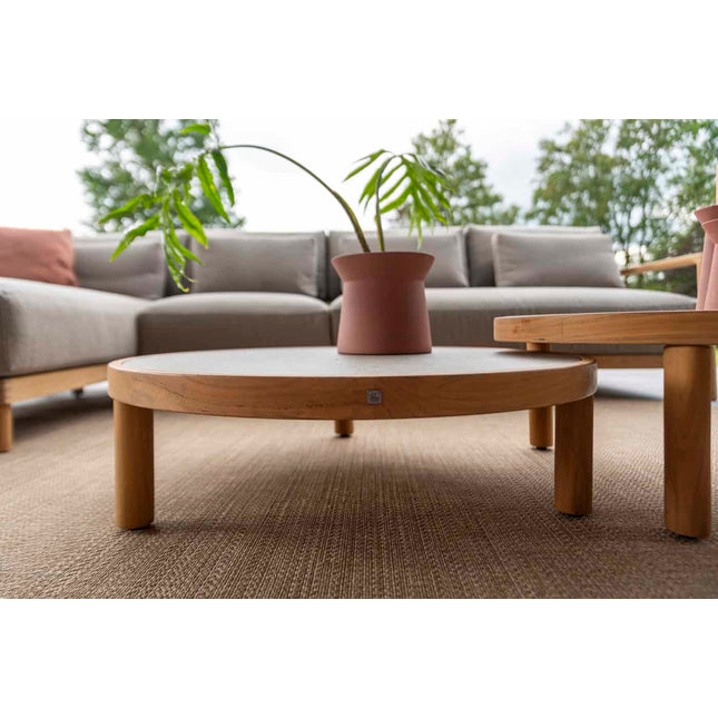 4 Seasons Outdoor Marie chaise lounge bank + center + Finn salontafels keramiek