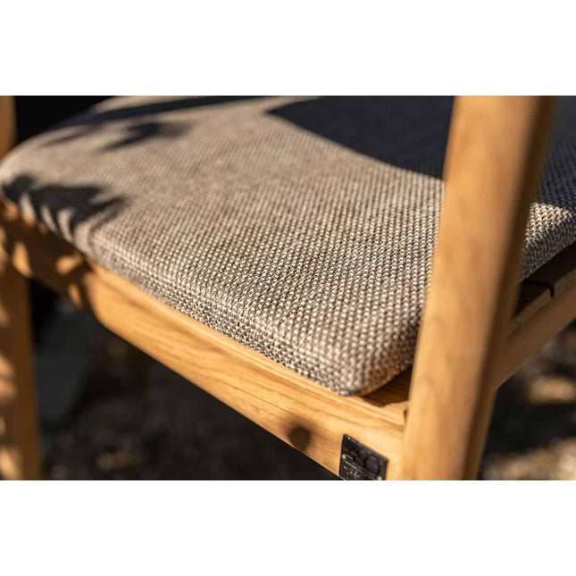 4 Seasons Outdoor Levi stapelbare dining stoel teak incl. 2 kussens