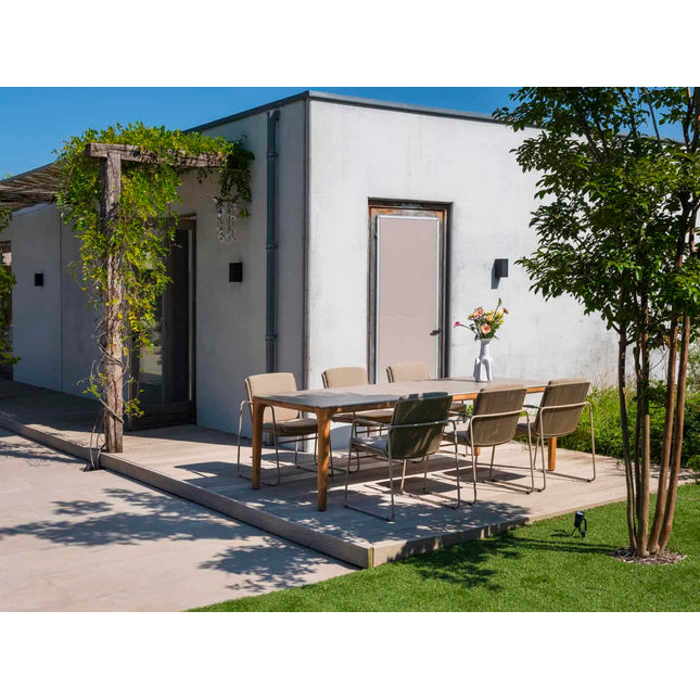 Taste 4SO Parma stapelbare dining latte + Liam tafel met keramisch tafelblad 240 cm