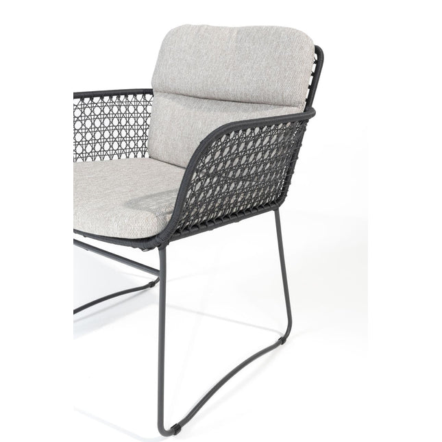 4 Seasons Outdoor Aprilla dining antraciet + Montana tafel barrel keramiek terrazzo 240 x 103 cm