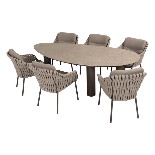 4 Seasons Outdoor Montera dining + Arizona tafel keramisch blad kiezel-vorm
