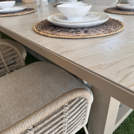 4 Seasons Outdoor Diva tuintafel met keramisch tafelblad 240 cm en aluminium frame
