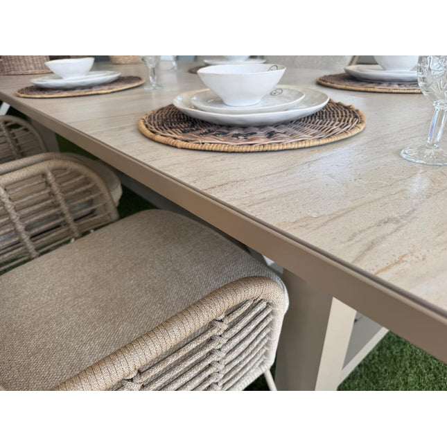 4 Seasons Outdoor Diva tuintafel met keramisch tafelblad 240 cm en aluminium frame