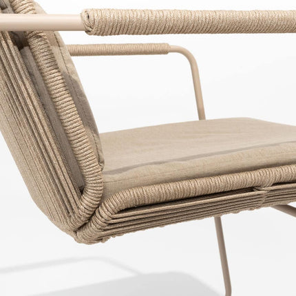 Taste 4SO Parma stapelbare dining latte + Prado teak tafel 130 Ø cm
