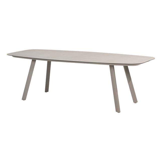 Taste 4SO Catalana dining stoel + Manolo tafel cloud met geprint keramiek tafelblad 240 cm