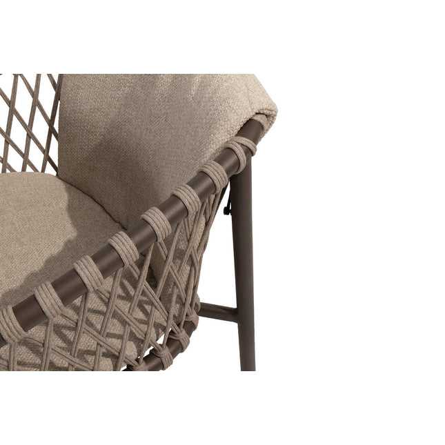4 Seasons Outdoor Allora dining stoel terre + Vermont eettafel met keramisch tafelblad terre 75 x 75 cm