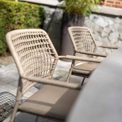 Taste 4SO Barista dining stoel latte + Donato tafel keramiek latte 160 Ø cm + Lazy susan