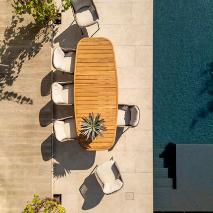 4 Seasons Outdoor Bernini dining stoel + Taste 4SO Capri tafel barrel-vorm teak 280 cm