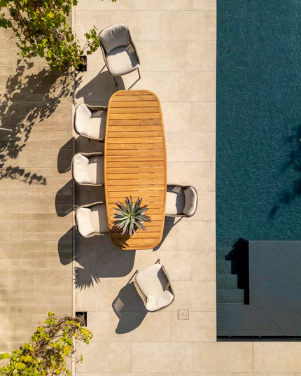 4 Seasons Outdoor Bernini dining stoel + Taste 4SO Capri tafel barrel-vorm teak 280 cm