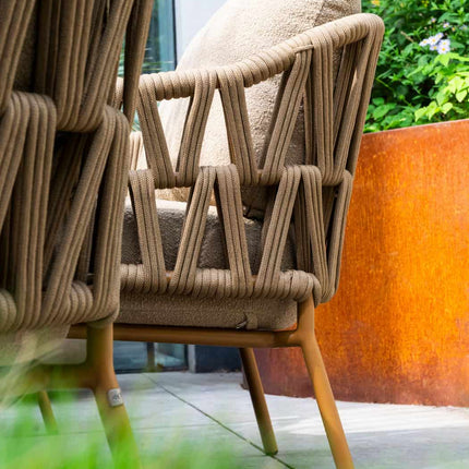 4 Seasons Outdoor Biarritz low dining set Amber + Hampton low dining tafel 160 Ø cm - Image 6