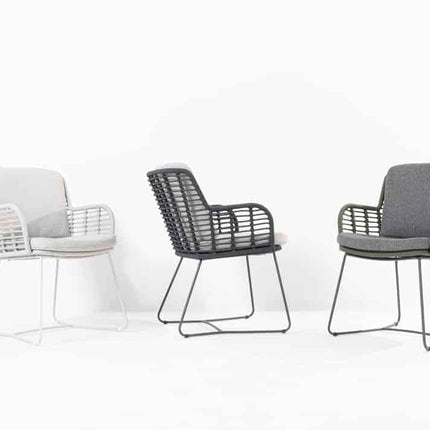 4 Seasons Outdoor Fabrice dining antraciet + Taste 4SO Prado teak tafel 130 Ø cm