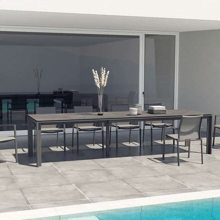 Taste 4SO Melbourne dining antraciet + Optimum uitschuiftafel keramiek 160-220-280 cm