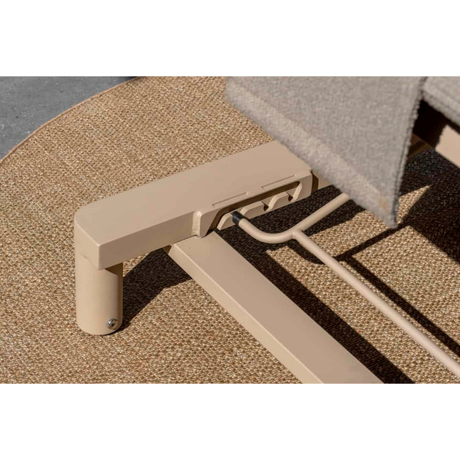 4 Seasons Outdoor Madeira ligbed incl. kussen en hoofdsteun latte