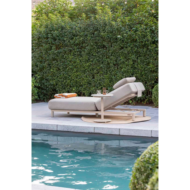 4 Seasons Outdoor Madeira ligbed incl. kussen en hoofdsteun latte