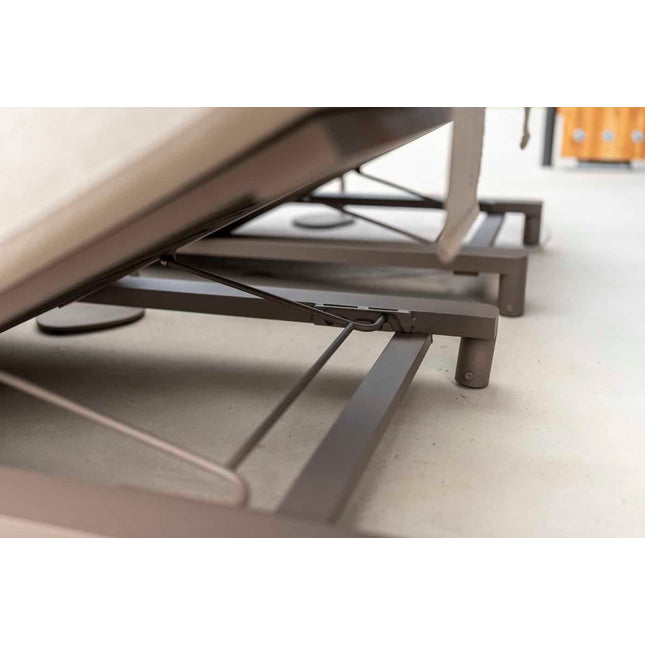 4 Seasons Outdoor Madeira ligbed incl. kussen en hoofdsteun terre