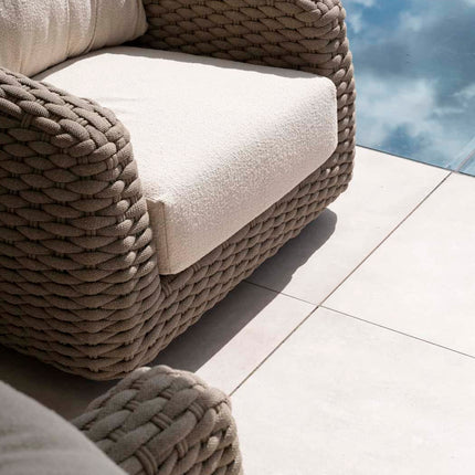4 Seasons Outdoor Maxime loungeset + Volta salontafels terre