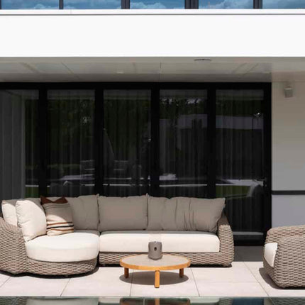 4 Seasons Outdoor Maxime chaise lounge bank + loungestoel + Finn salontafel kiezel-vorm