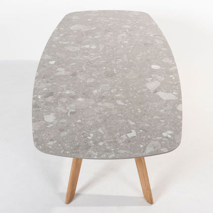 4 Seasons Outdoor Jura dining + Montana tafel barrel keramiek terrazzo 240 cm teak onderstel