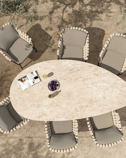 4 Seasons Outdoor Montera dining + Arizona tafel keramisch blad kiezel-vorm