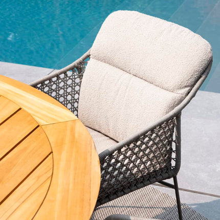 4 Seasons Outdoor Moretti high back dining stoel + Taste 4SO Prado teak tafel ovaal 240 cm terre onderstel