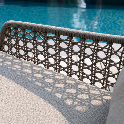 4 Seasons Outdoor Moretti loungeset + Volta salontafels terre