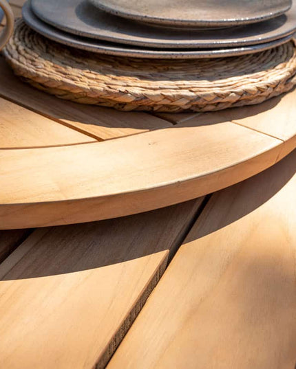 Taste 4SO Parma stapelbare dining + Prado teak tafel 160 Ø cm