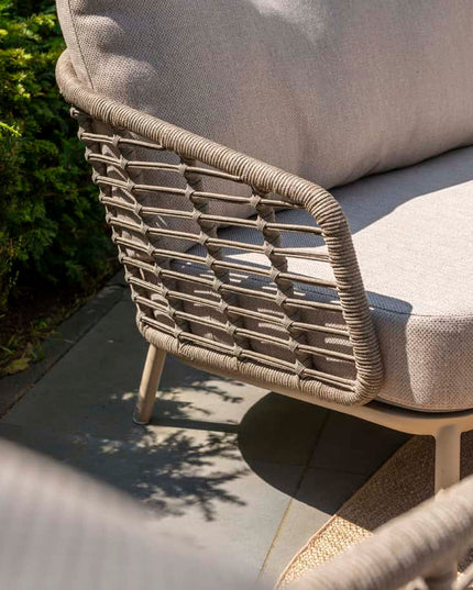 Taste 4SO Puglia loungeset 3-zits loungebank + 2x lounge stoel + Demi set van 2 salontafels latte