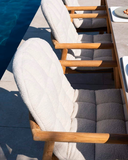 4 Seasons Outdoor Samos dining stoel + Taste 4SO Corsica tafel kiezel-vorm teak 240 cm
