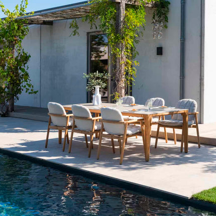 4 Seasons Outdoor Samos dining stoel + Taste 4SO Prado teak tafel 130 Ø cm