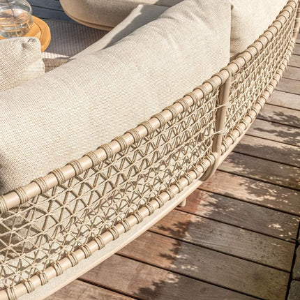 4 Seasons Outdoor Sardinia chaise lounge bank + Pablo salontafel 60 Ø cm