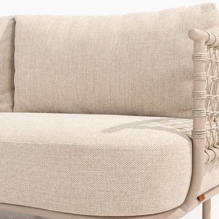 4 Seasons Outdoor Sardinia chaise lounge bank + Puccini lounge stoel + Volta salontafel 80 Ø cm