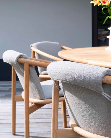 4 Seasons Outdoor Tess dining + Taste 4SO Corsica tafel teak 160 Ø cm