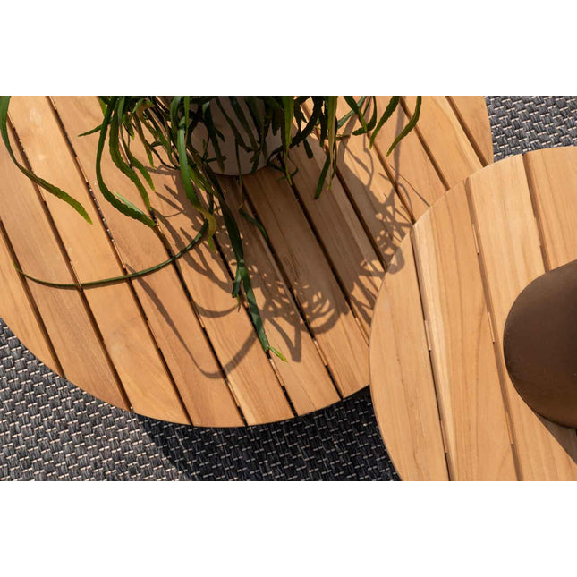 4 Seasons Outdoor Sardinia chaise lounge bank + Verdi salontafel 73 Ø cm